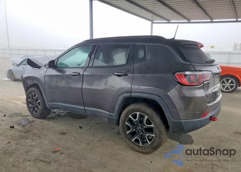 2019 Jeep Compass Trailhawk z USA, uszkodzony, nr VIN 3C4NJDDB9KT771620